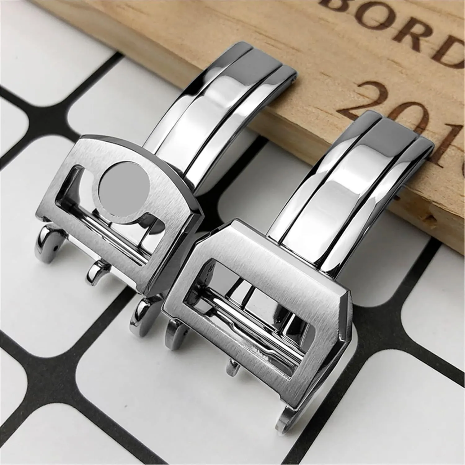 316L Stainless Steel 18mm Deployment Watch Buckle，for IWC Spitfire Leather Watchband Folding Clasp(Silver 1)