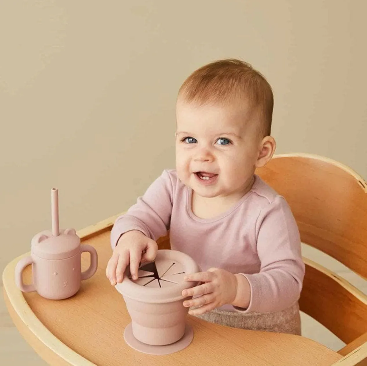 Henny Silcone Sippy Cup With Straw