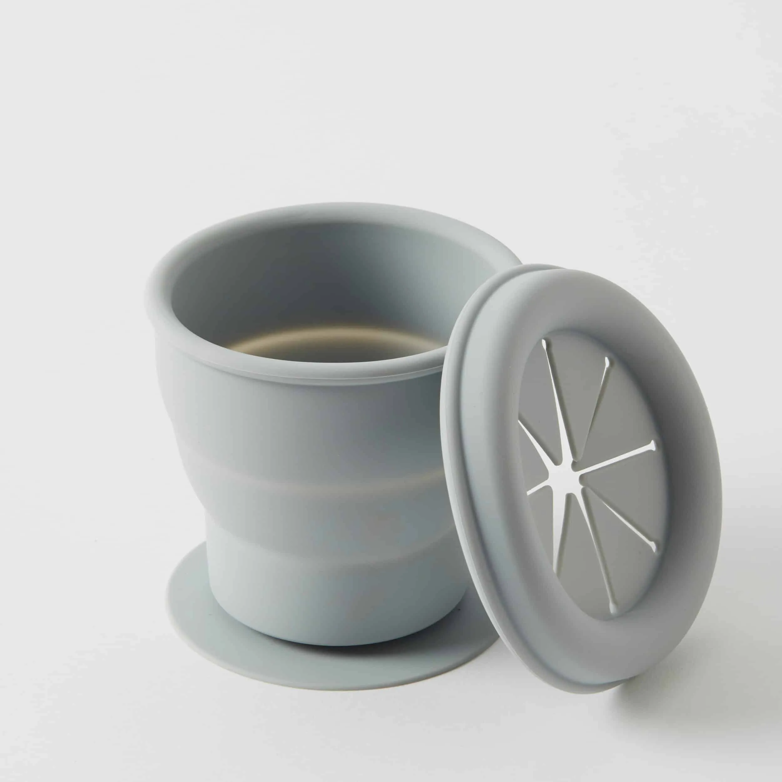 Henny Silicone Collapsible Snack Cup