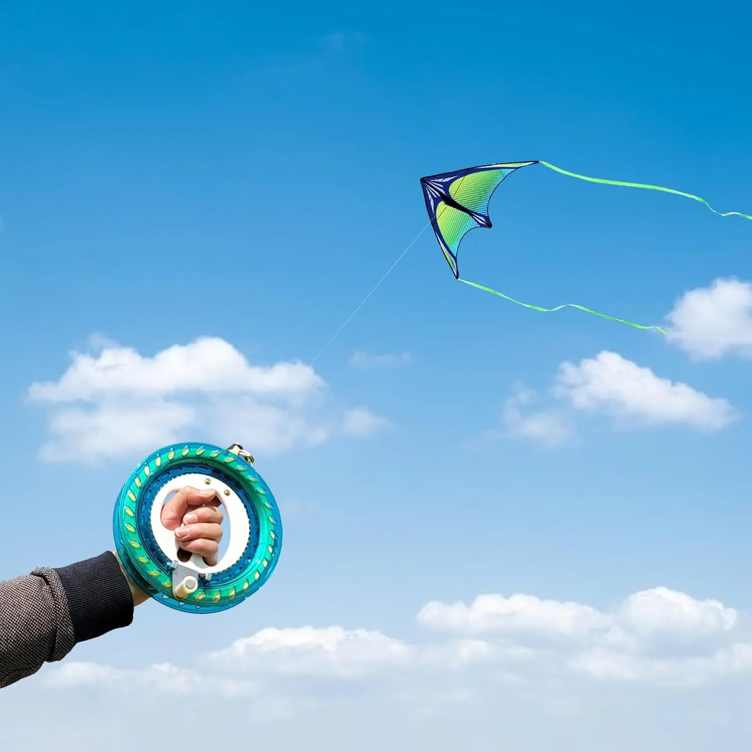 Hoofer Large Beach Kite and Reel Winder with 650ft String for Kids and Adults, Single Line Kite, Extremely Easy to Fly for Beginners