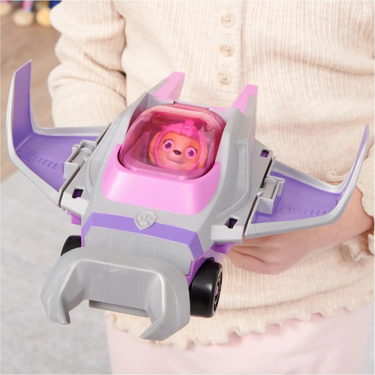 Paw Patrol Aqua Pups Skye Transforming Manta Ray Vehicle with Collectible Action Figure, Kids Toys for Ages 3 and up