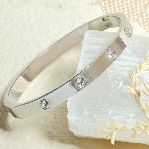 Studded Bangle   Gift Box