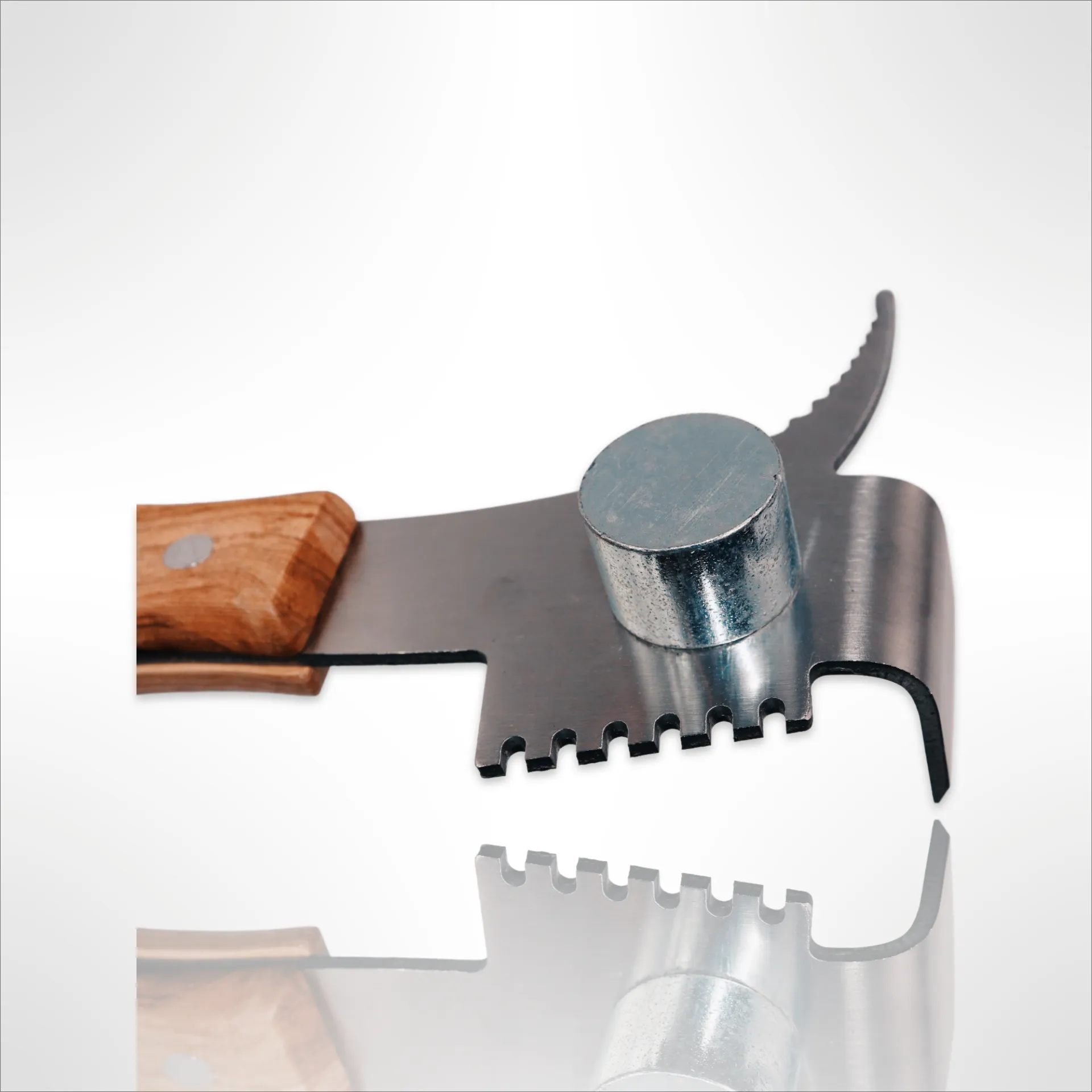 Type Multi function Hive Tool