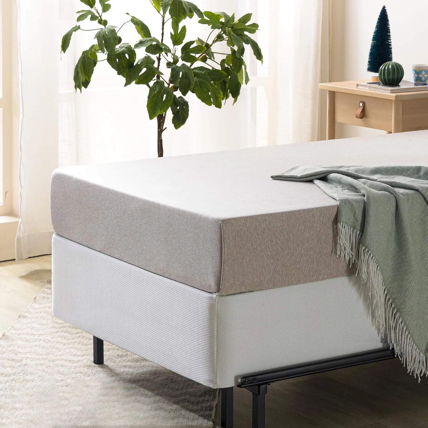 ZINUS 9 Inch Box Spring with Cover, No Assembly Mattress Foundation, Sturdy Metal Structure, Twin XL, White