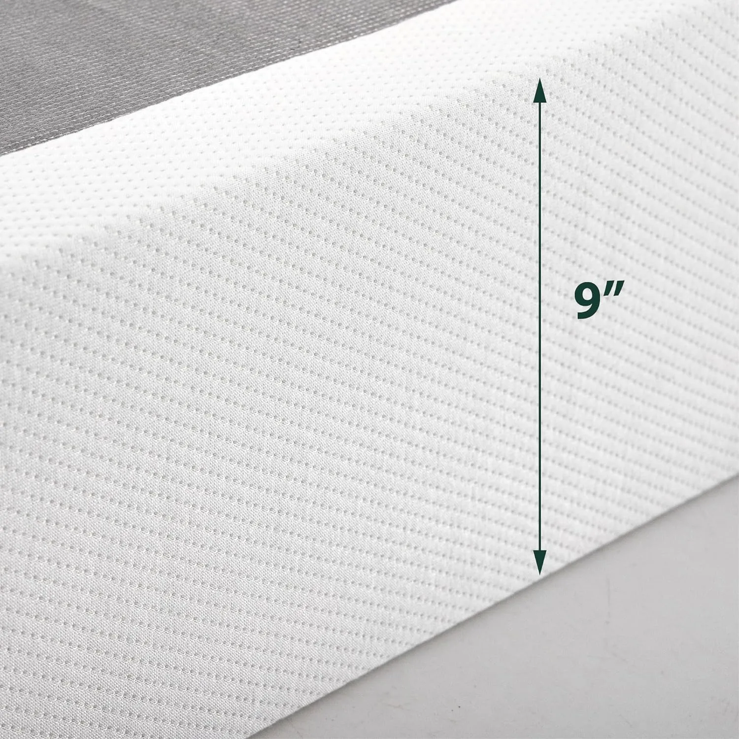 ZINUS 9 Inch Box Spring with Cover, No Assembly Mattress Foundation, Sturdy Metal Structure, Twin XL, White